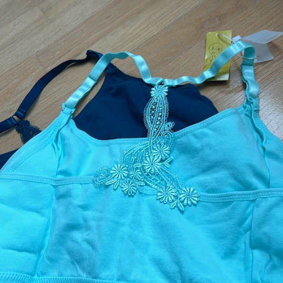 Women’s maternity/ breast feeding top - Picture 3 of 3